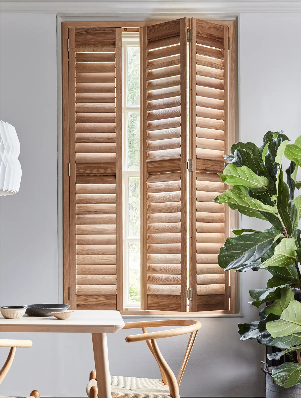 Ashwood, Natural Stain, 89mm Slat. Ashwood, Natural Stain, 89mm Slat.