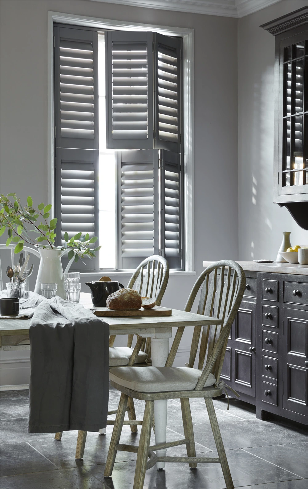 Ashwood, Traffic Grey, 76mm Slat. Ashwood, Traffic Grey, 76mm Slat.