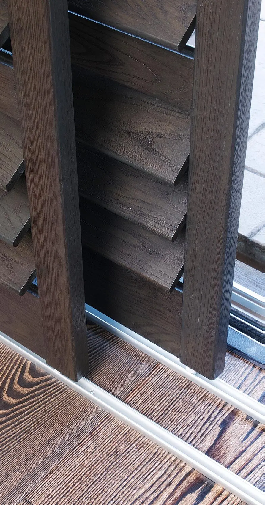 Bypass Track,Wenge, 114mm Slat. Bypass Track,Wenge, 114mm Slat.